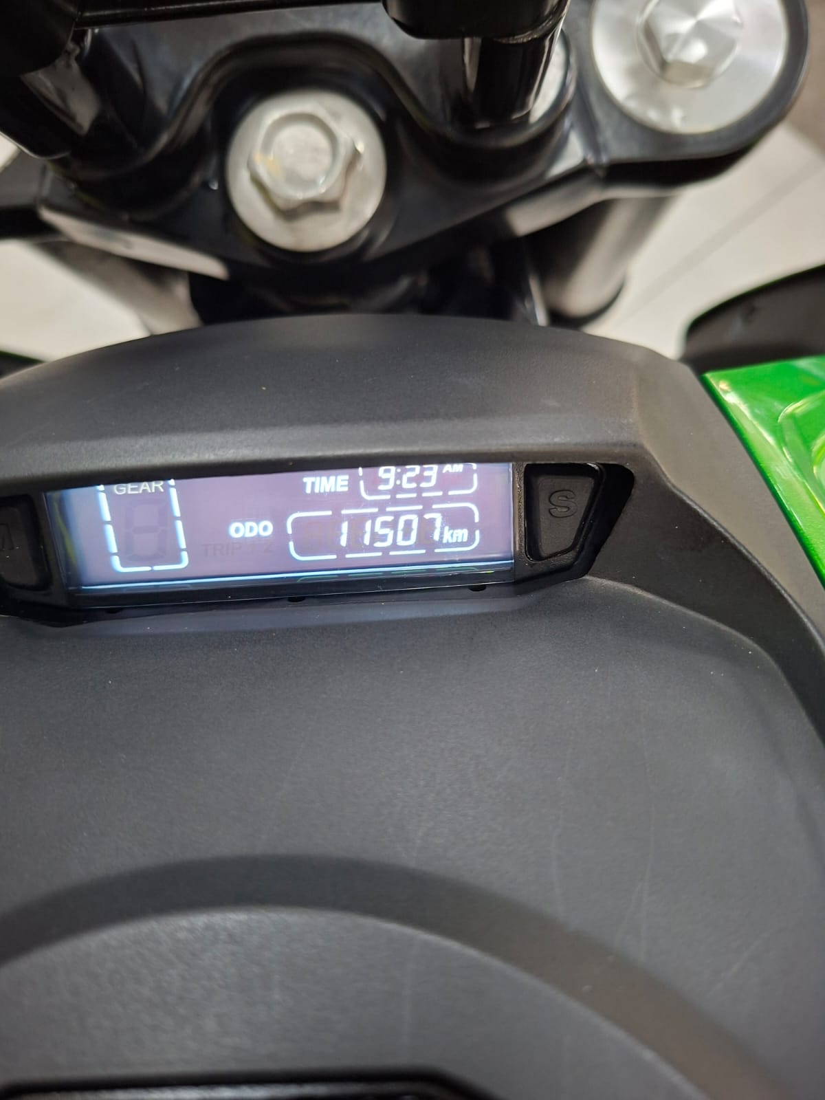BAJAJ DOMINAR 400