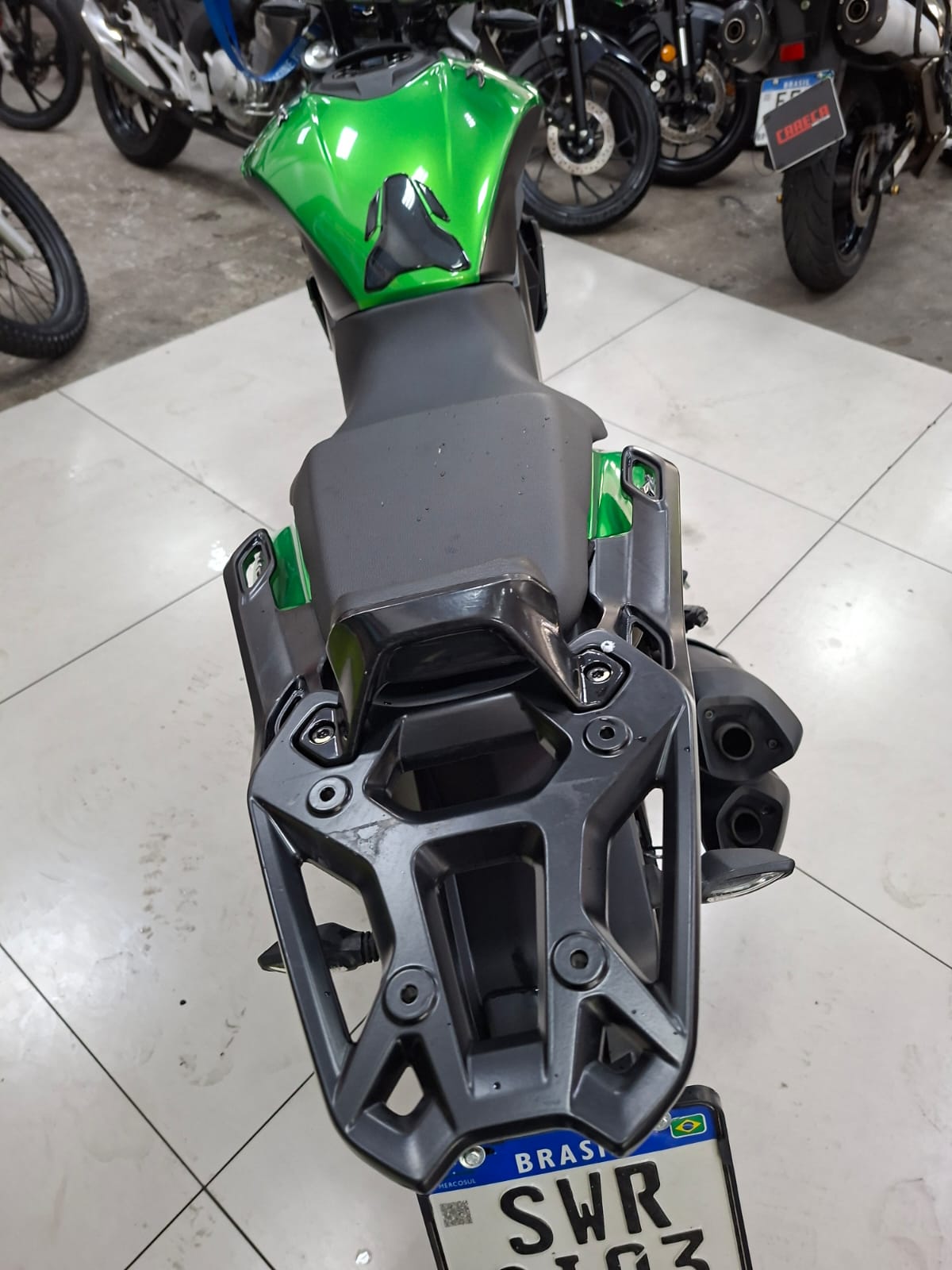 BAJAJ DOMINAR 400