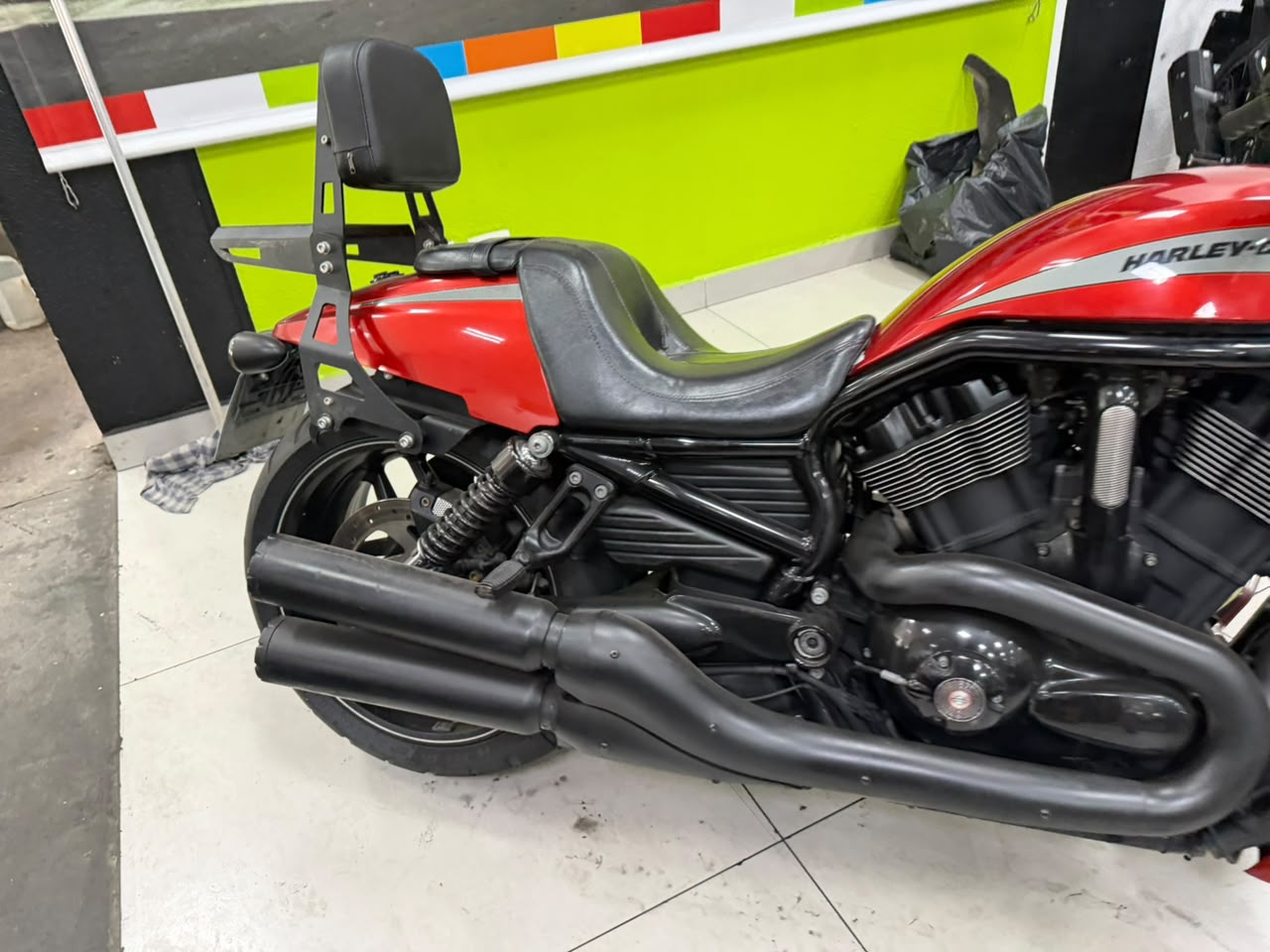 HARLEY-DAVIDSON V ROD NIGHT ROD ESPECIAL