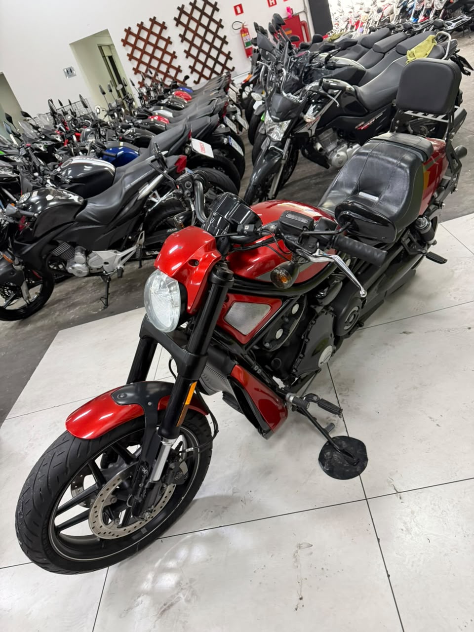 HARLEY-DAVIDSON V ROD NIGHT ROD ESPECIAL