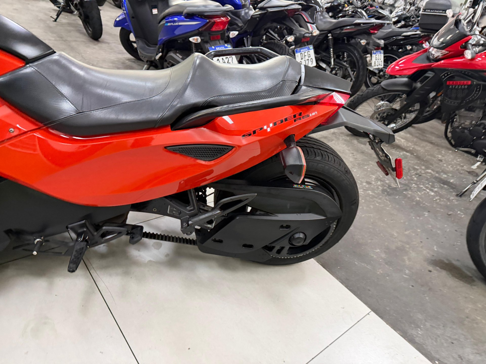 CAN-AM SPYDER RS-S