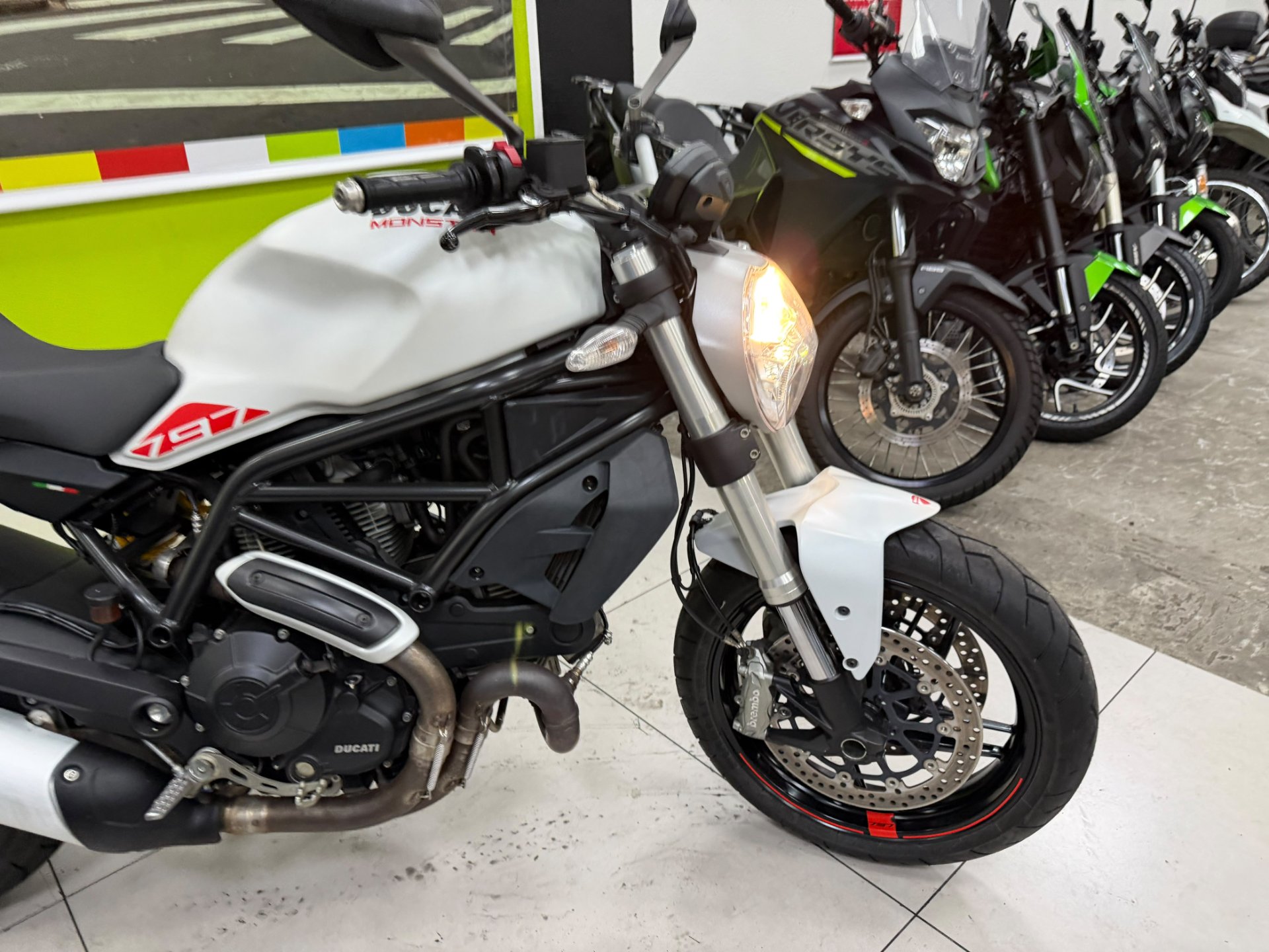DUCATI MONSTER 797