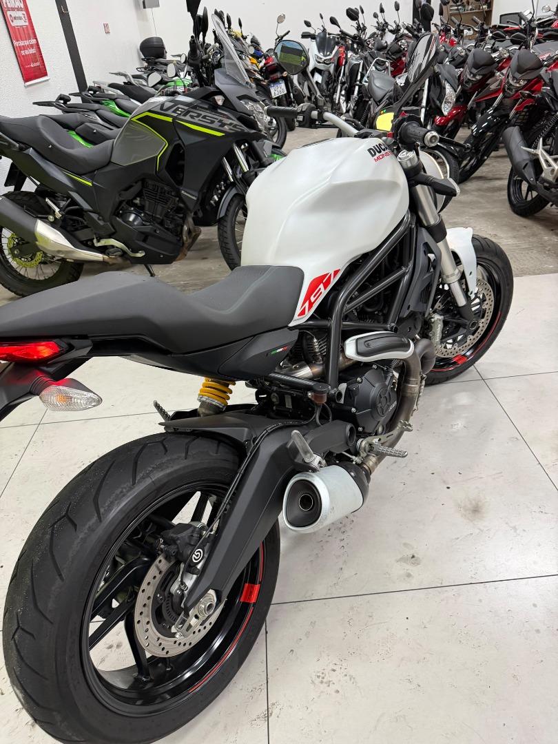 DUCATI MONSTER 797