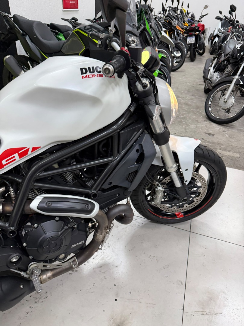 DUCATI MONSTER 797