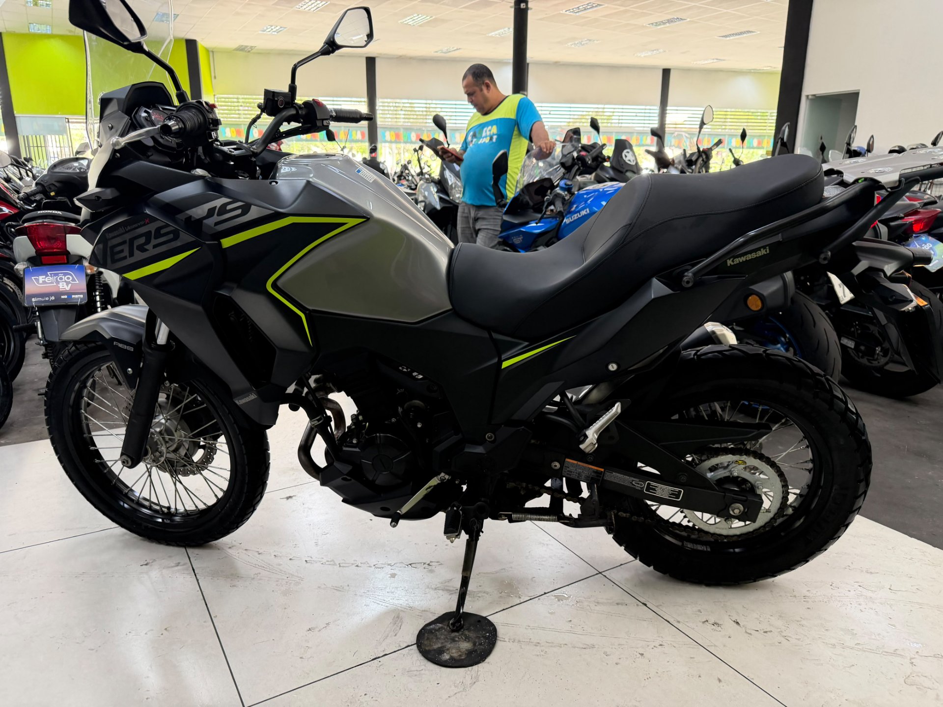 KAWASAKI VERSYS-X 300