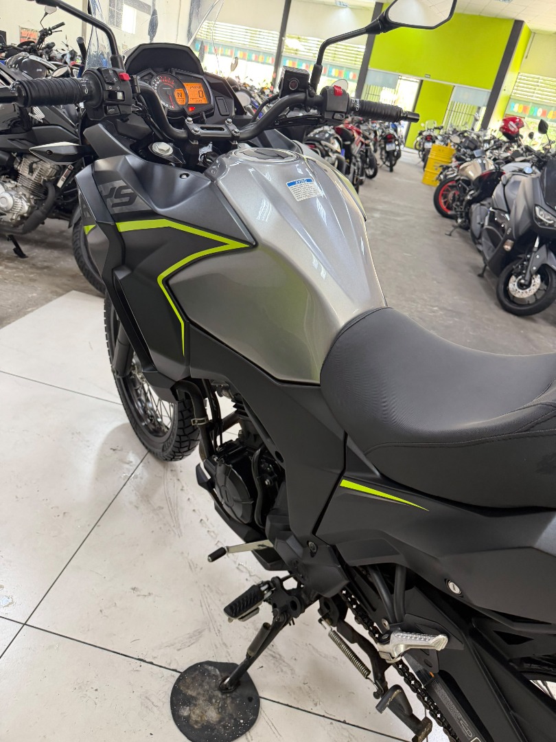 KAWASAKI VERSYS-X 300