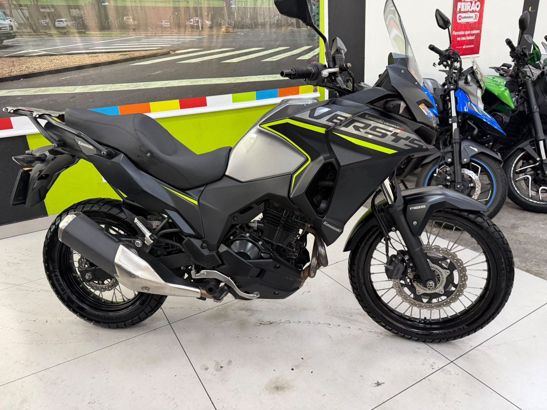 KAWASAKI VERSYS-X 300