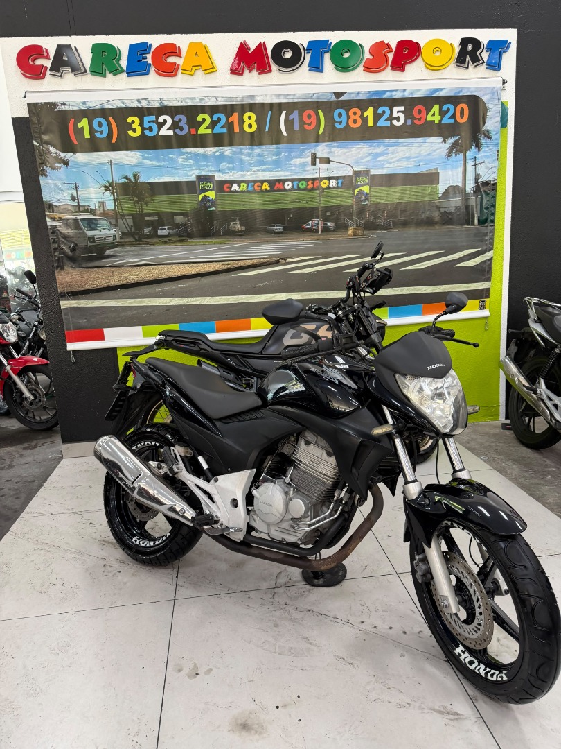 HONDA CB 300R