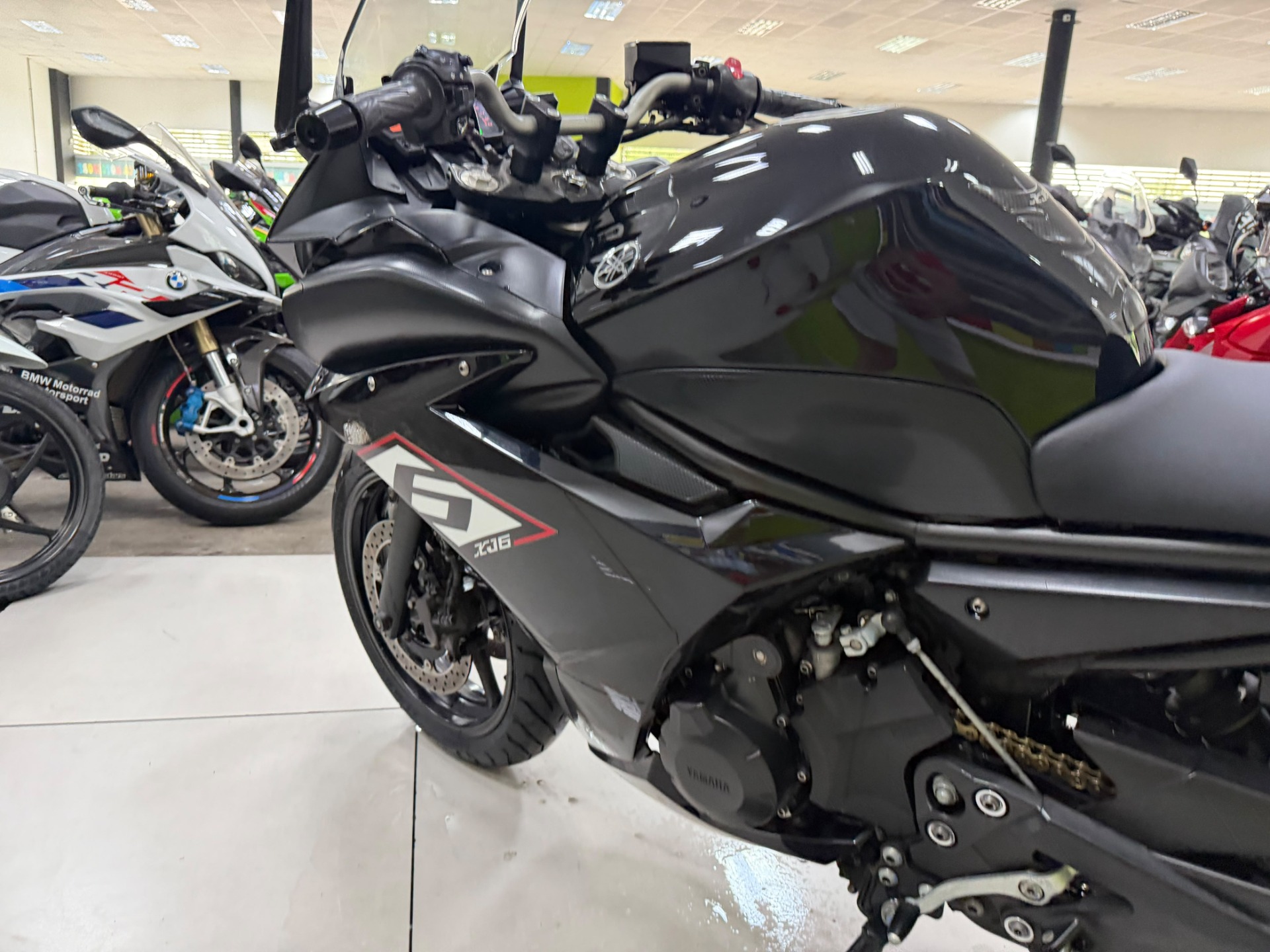 YAMAHA XJ6 F