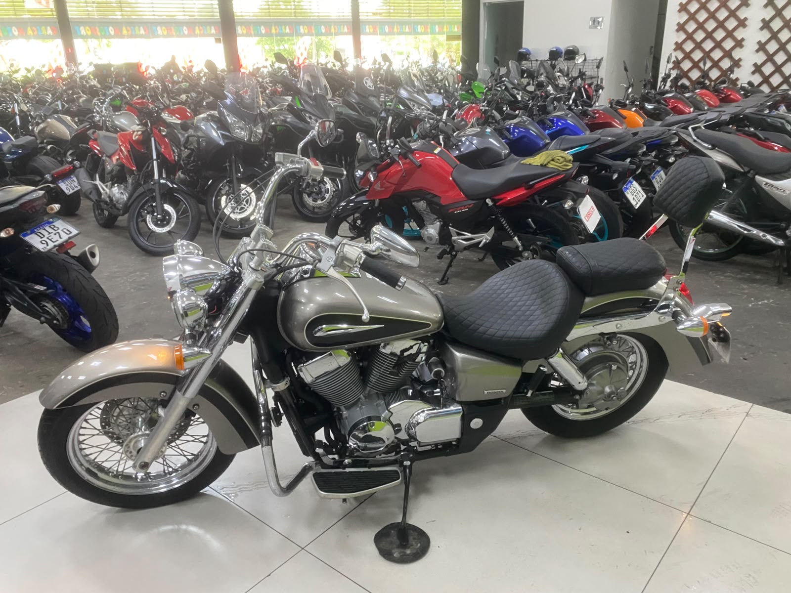 HONDA SHADOW 750