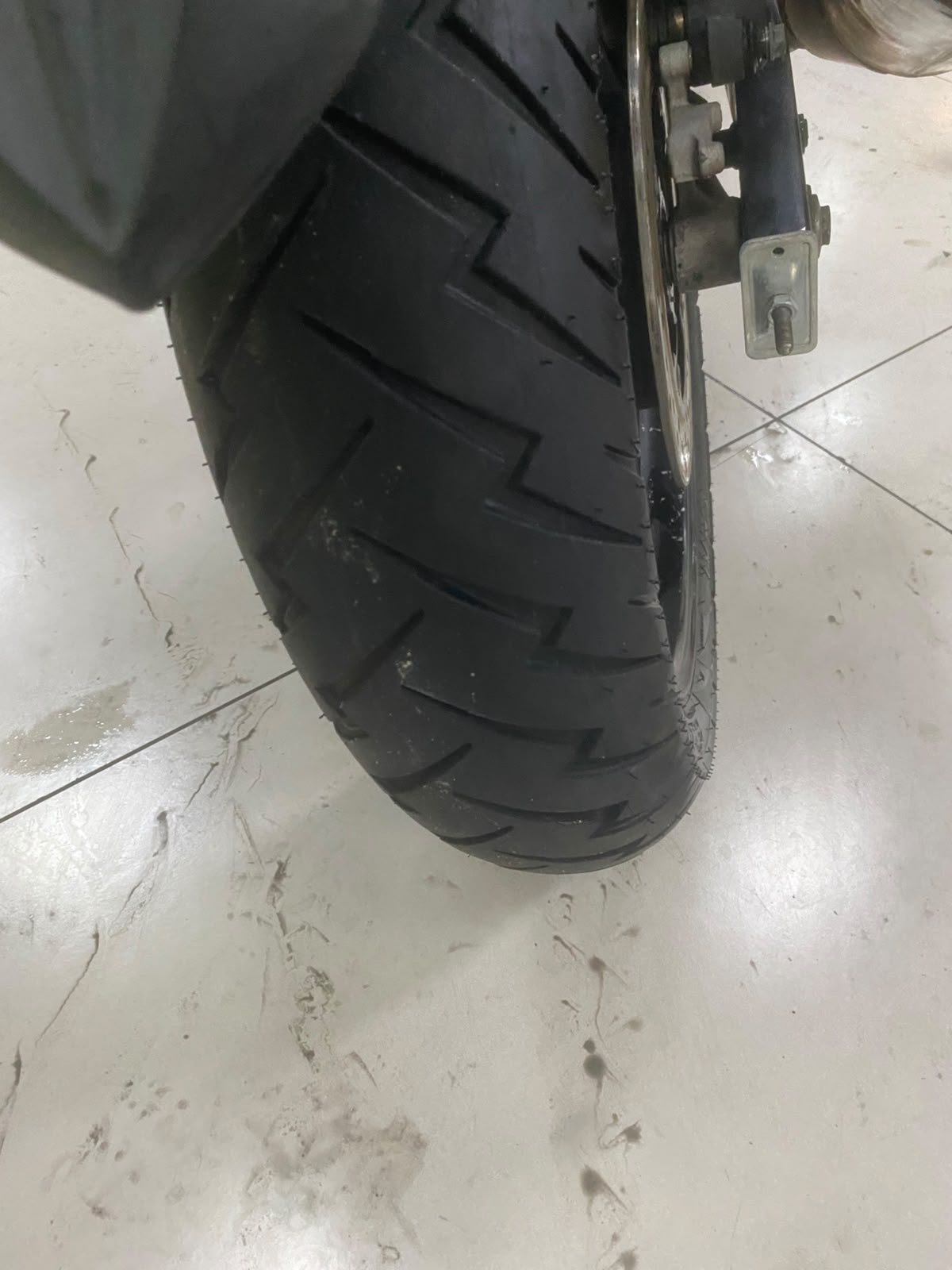 HONDA CB 300R