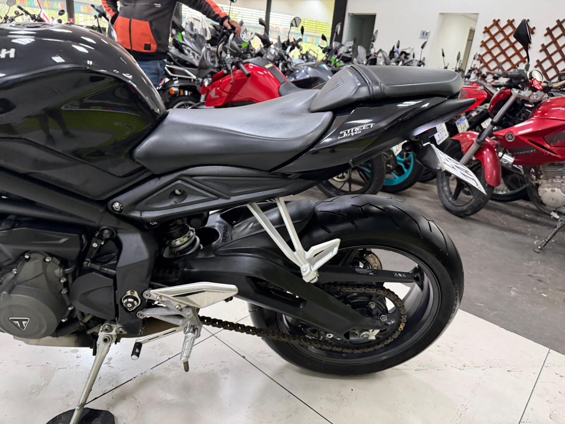 TRIUMPH STREET TRIPLE 765 S