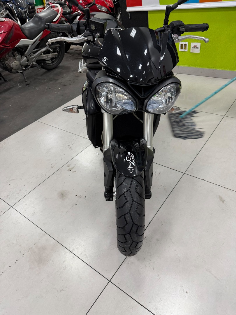 TRIUMPH STREET TRIPLE 765 S