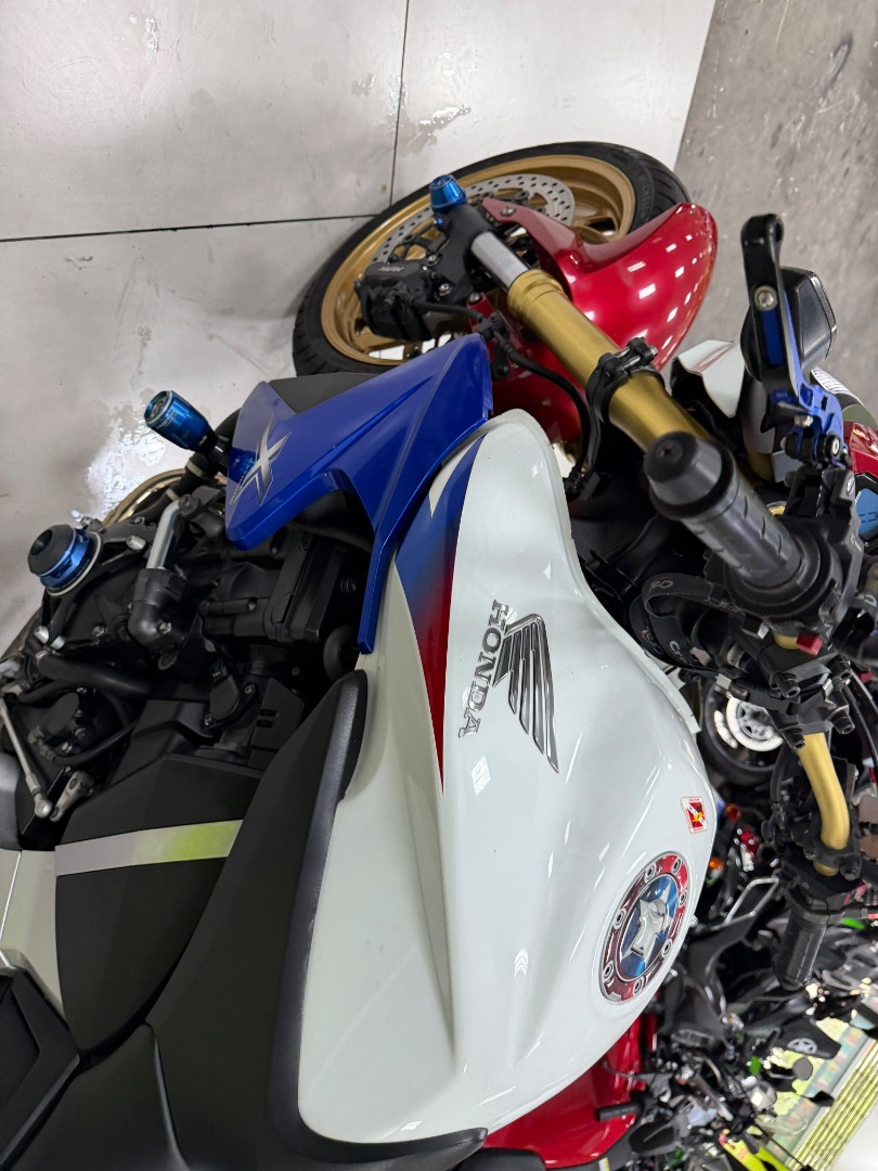 HONDA CB 1000R ABS