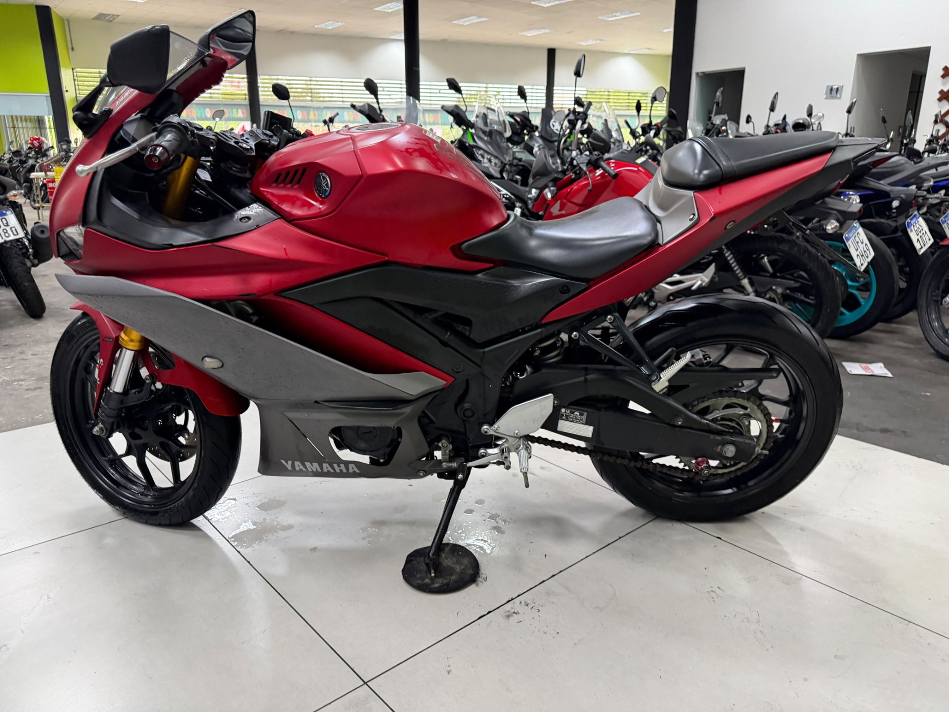 YAMAHA YZF R3 ABS