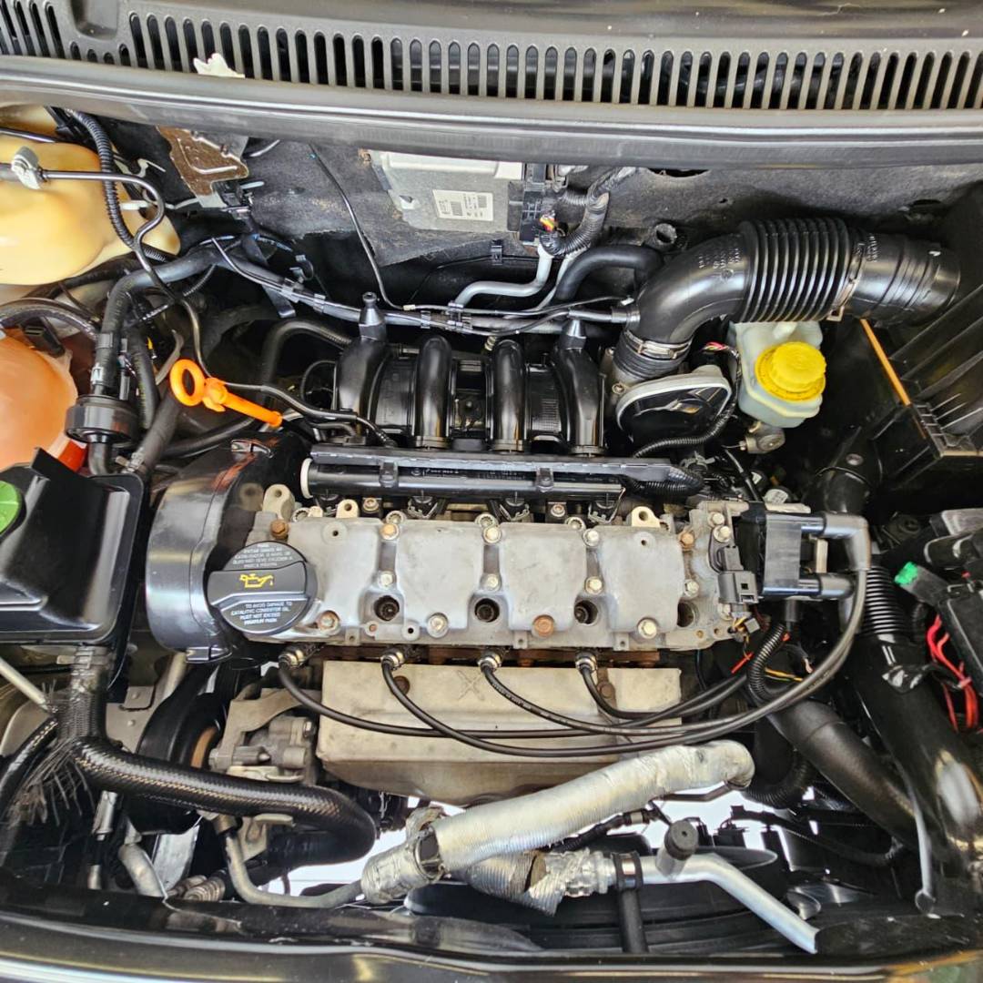 VOLKSWAGEN FOX