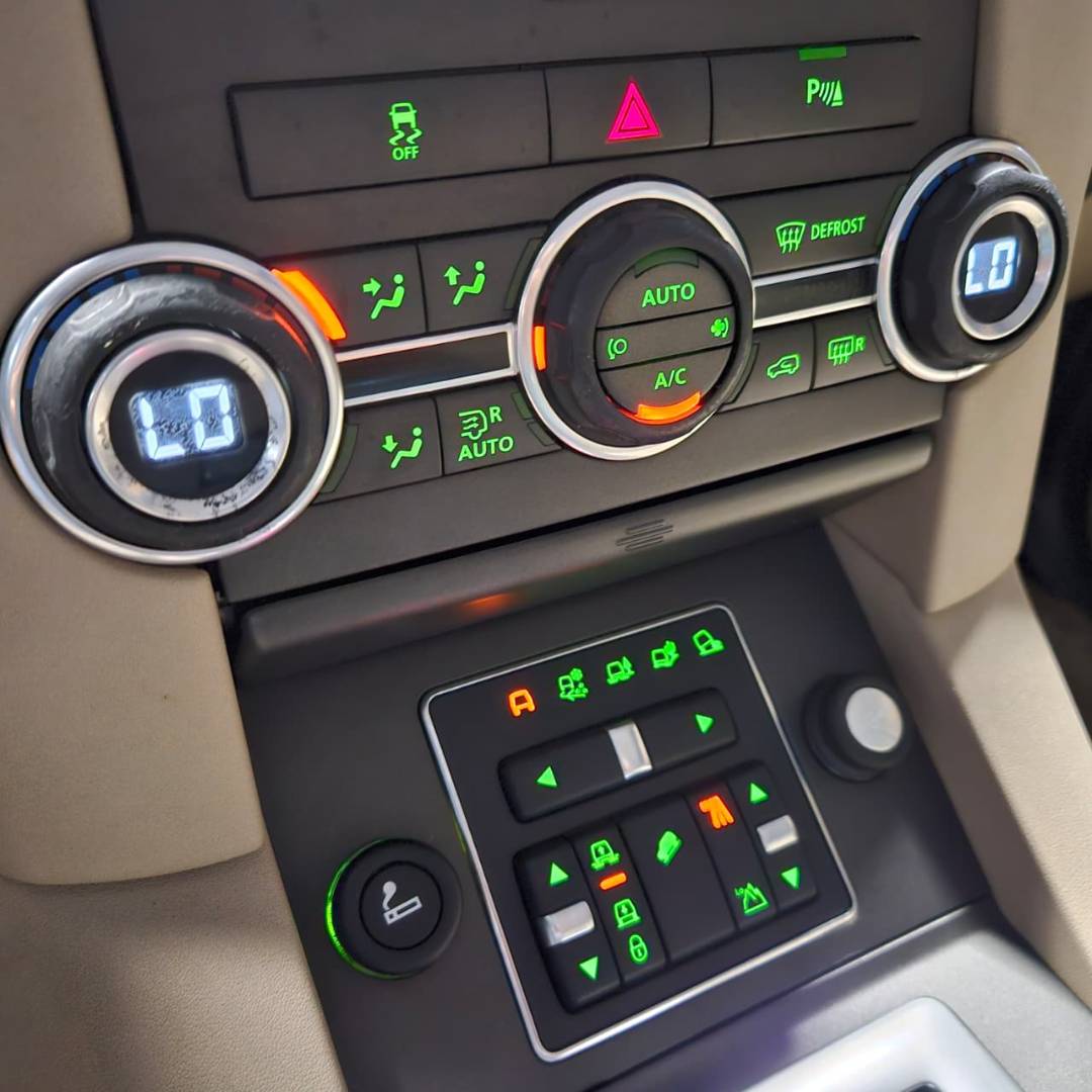 LAND ROVER DISCOVERY 4