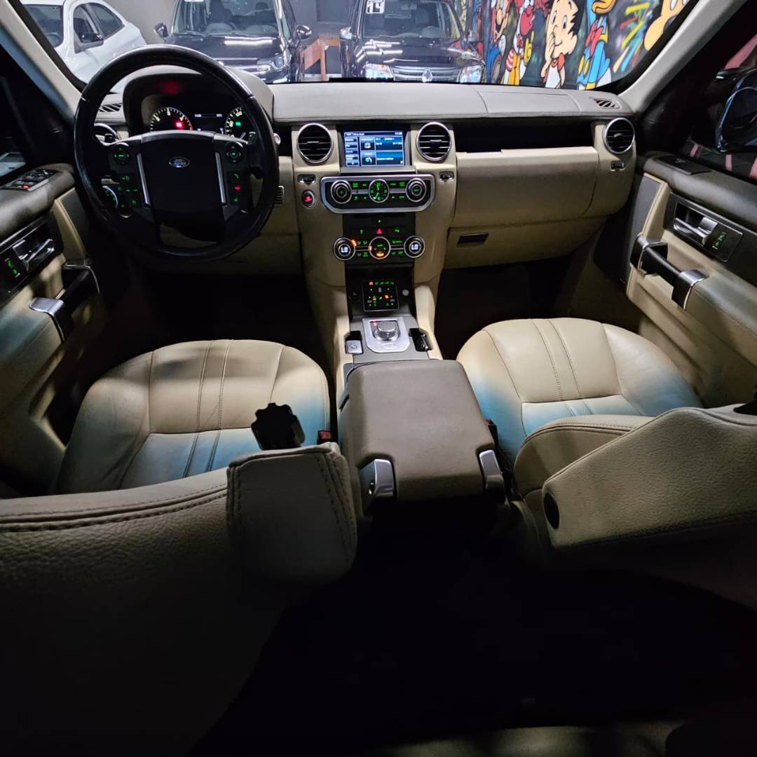 LAND ROVER DISCOVERY 4