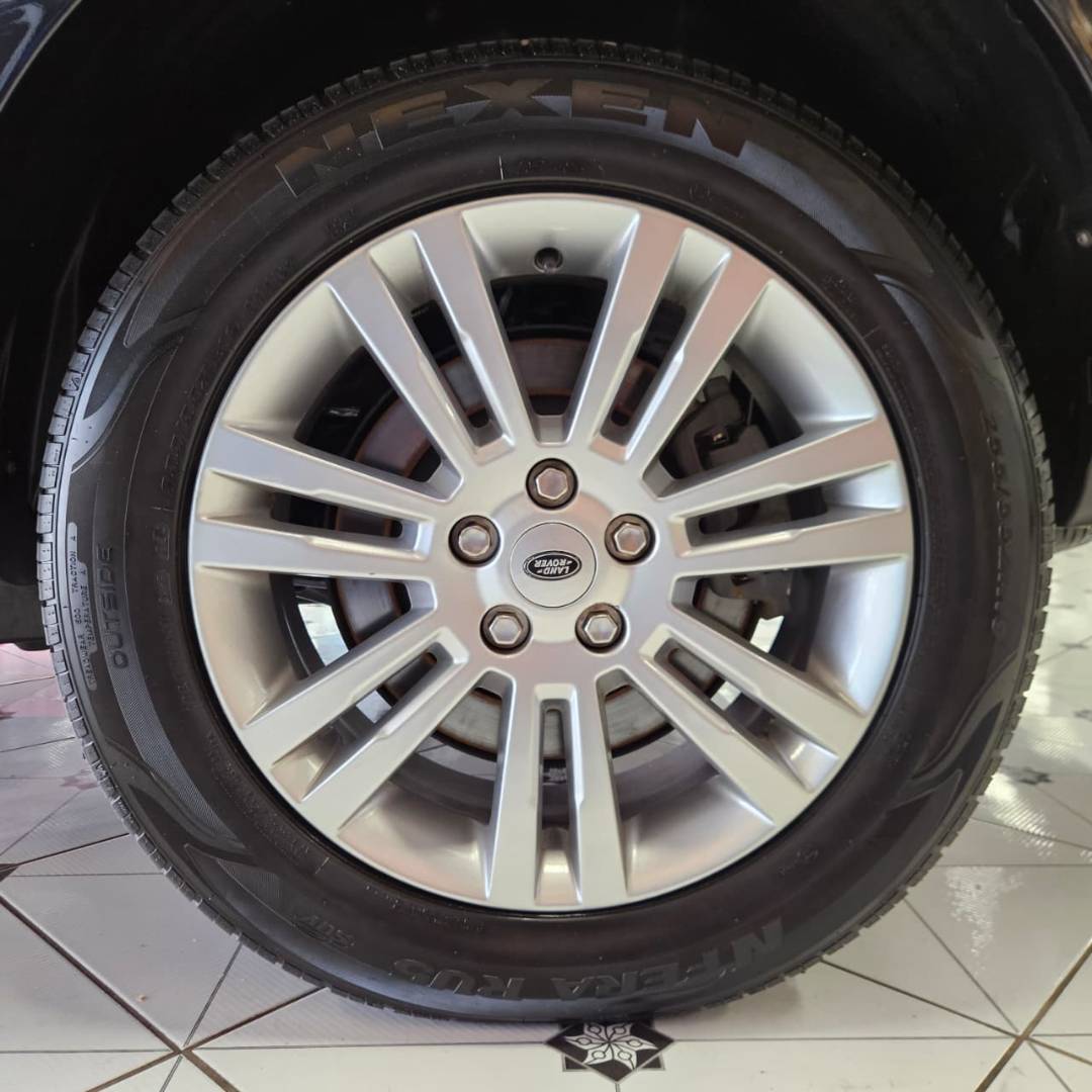 LAND ROVER DISCOVERY 4
