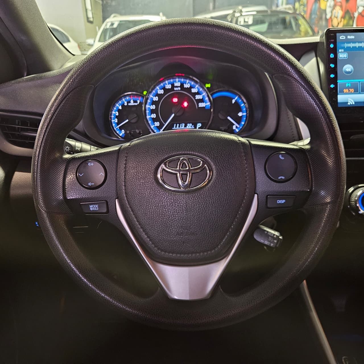 TOYOTA YARIS