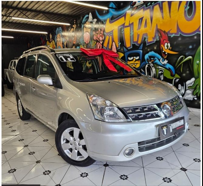 NISSAN GRAND LIVINA