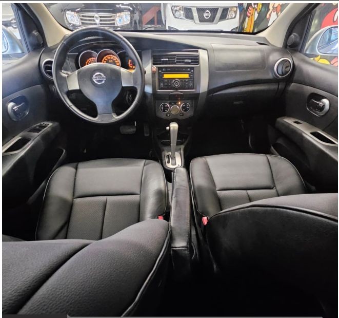 NISSAN GRAND LIVINA