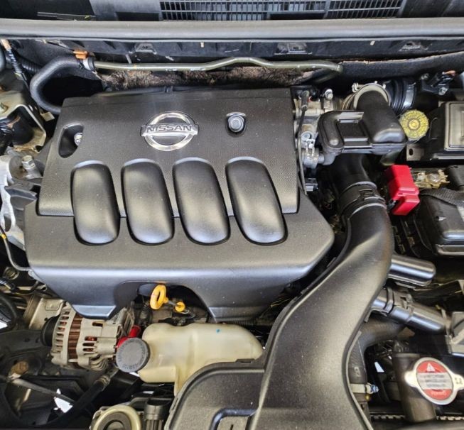 NISSAN GRAND LIVINA