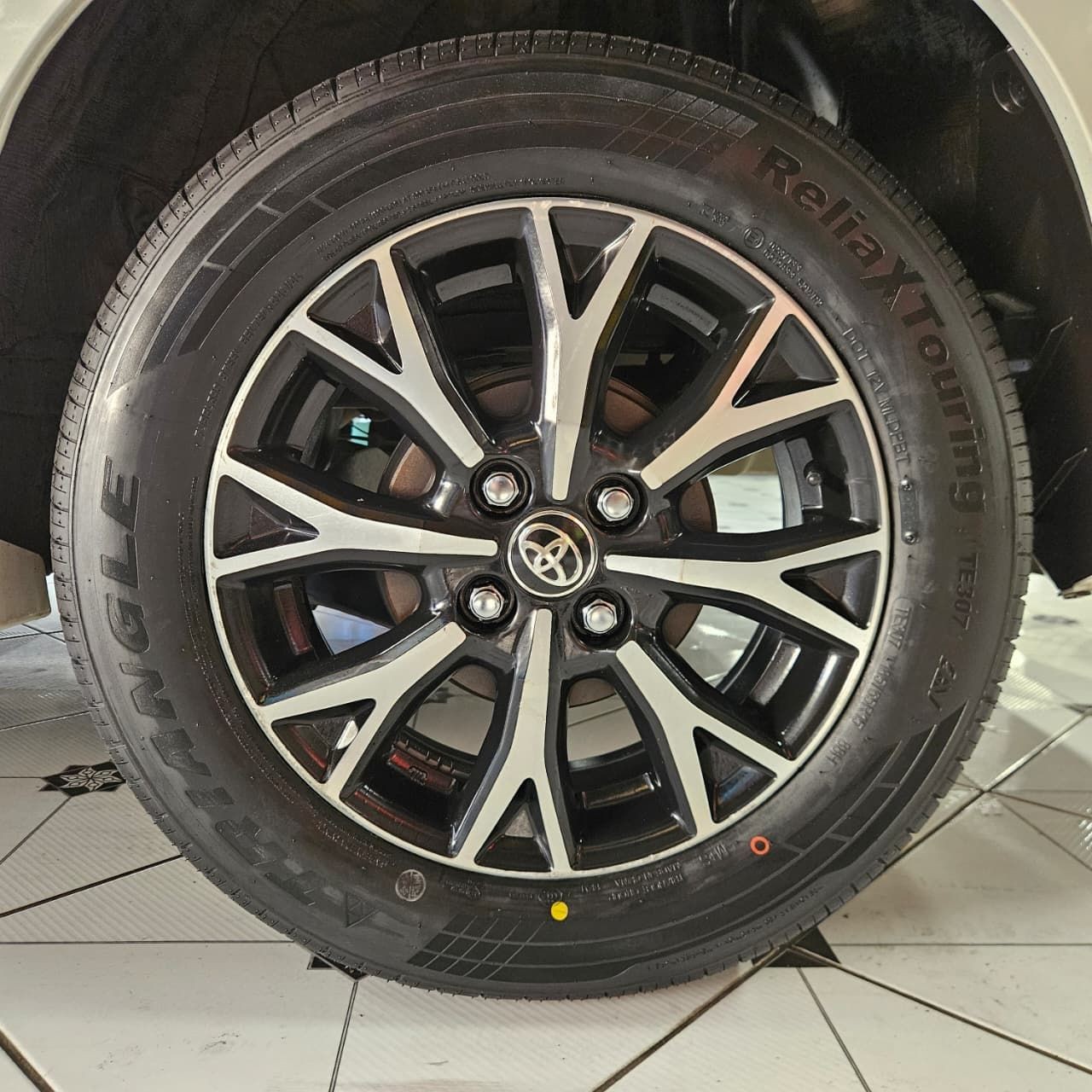 TOYOTA ETIOS