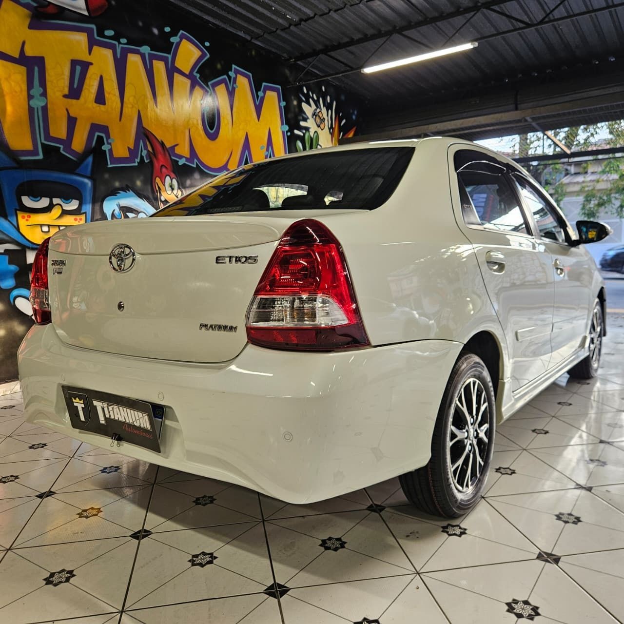 TOYOTA ETIOS