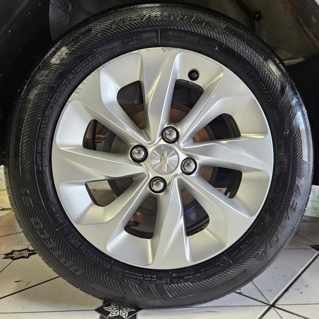 CHEVROLET ONIX