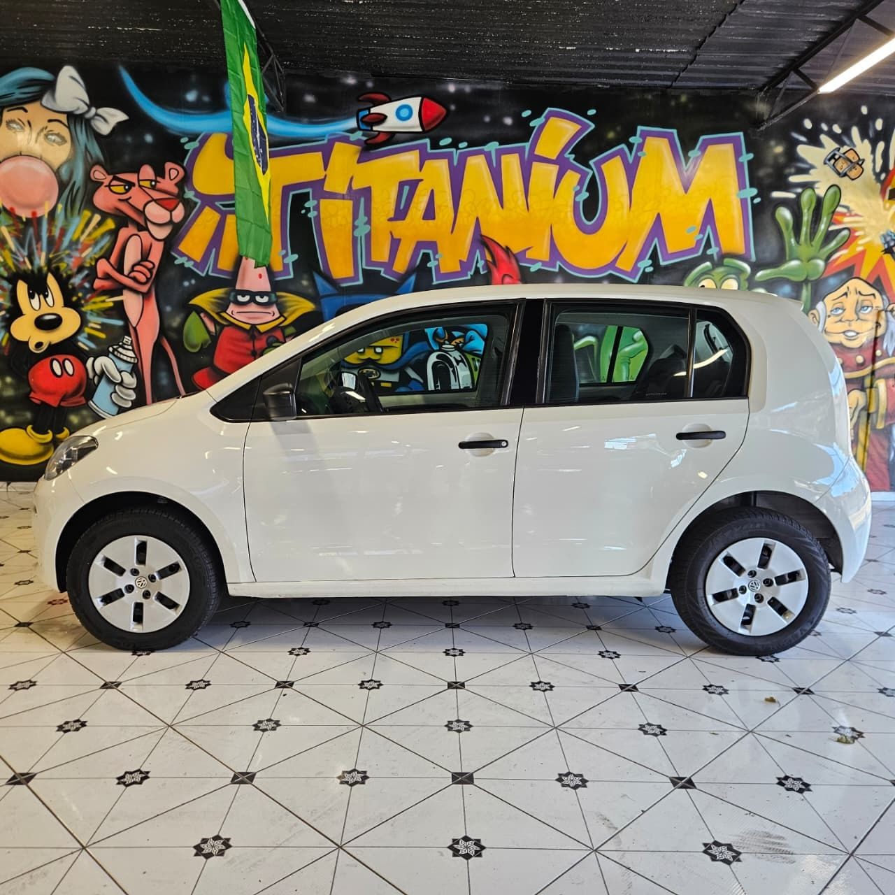 VOLKSWAGEN UP