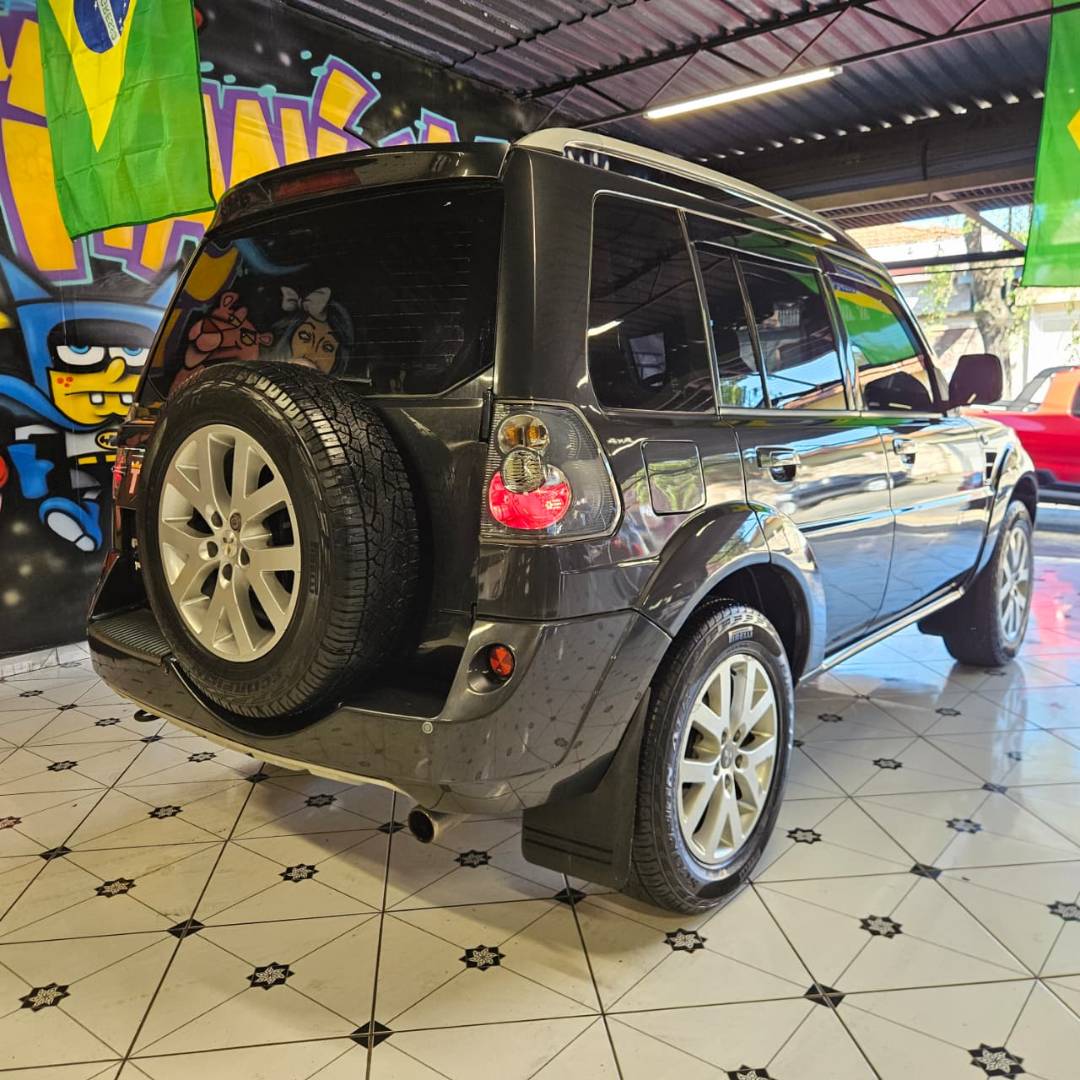 MITSUBISHI PAJERO TR4