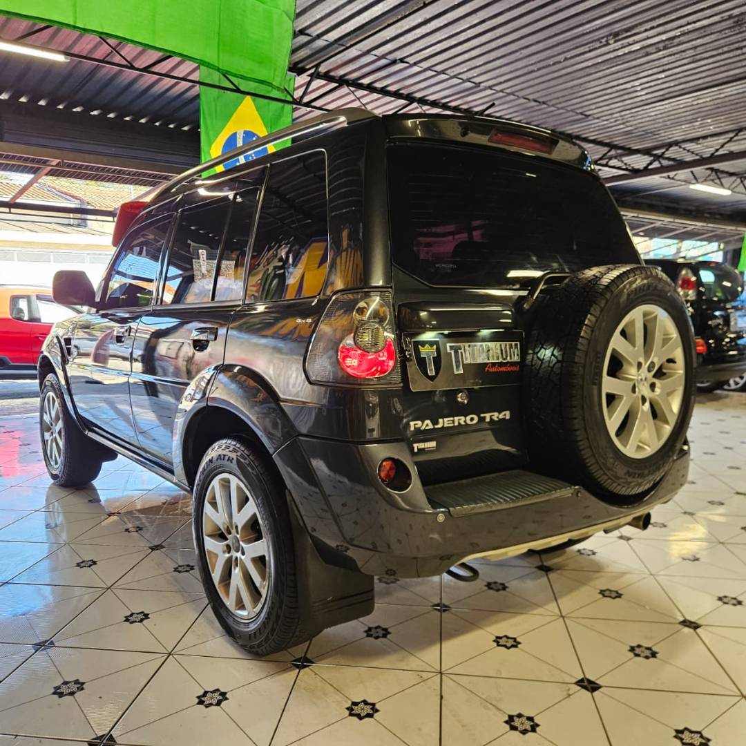 MITSUBISHI PAJERO TR4