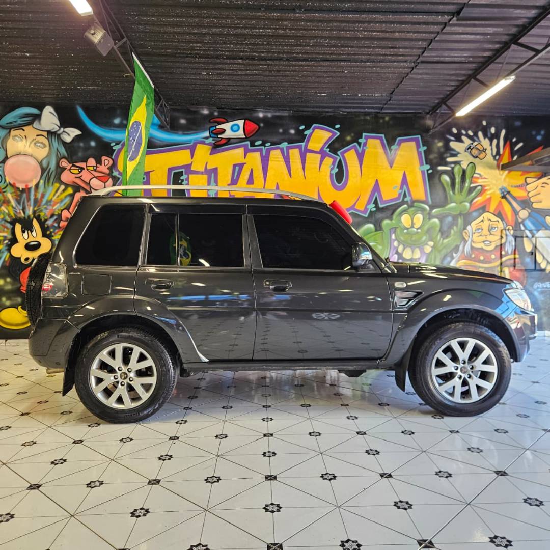 MITSUBISHI PAJERO TR4