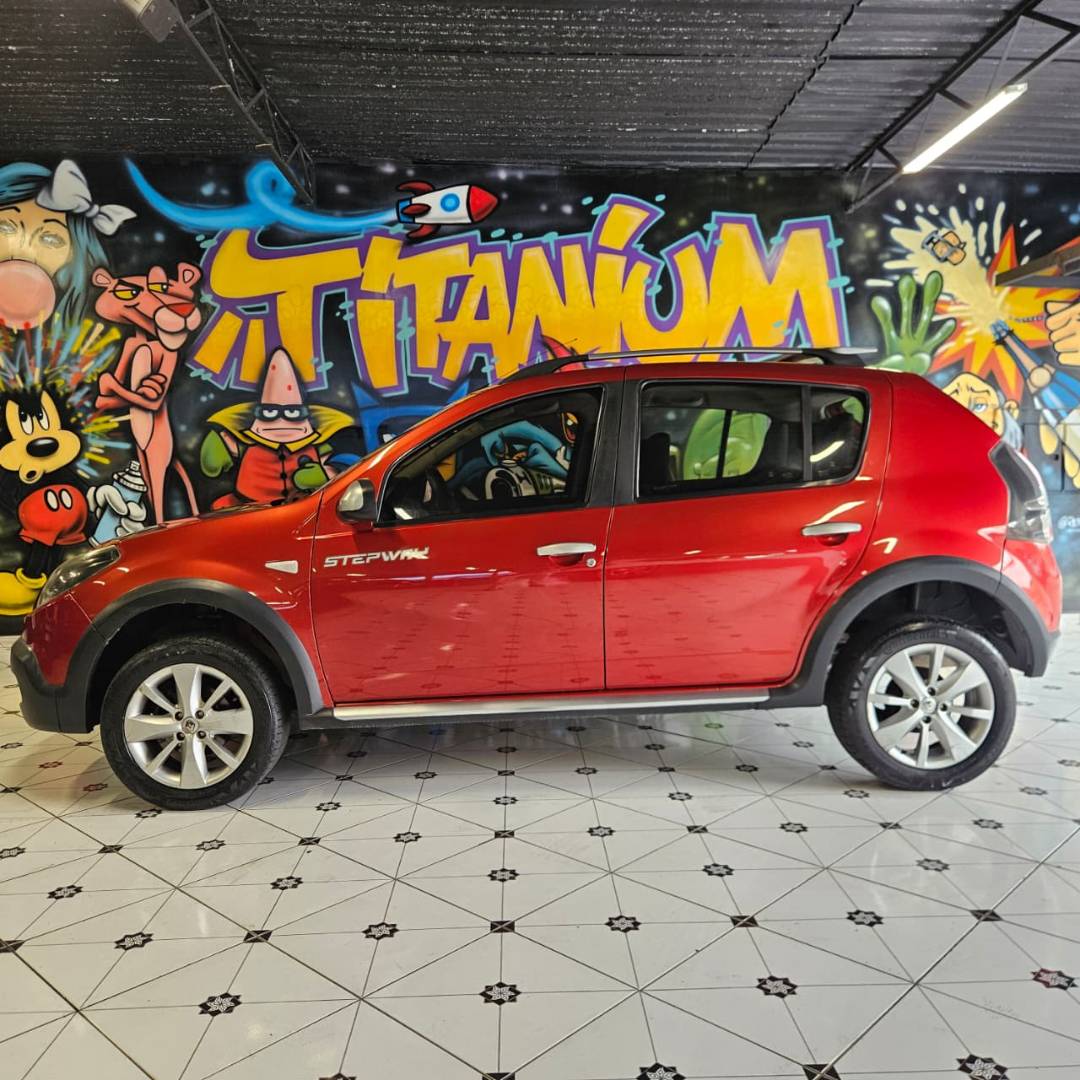 RENAULT SANDERO