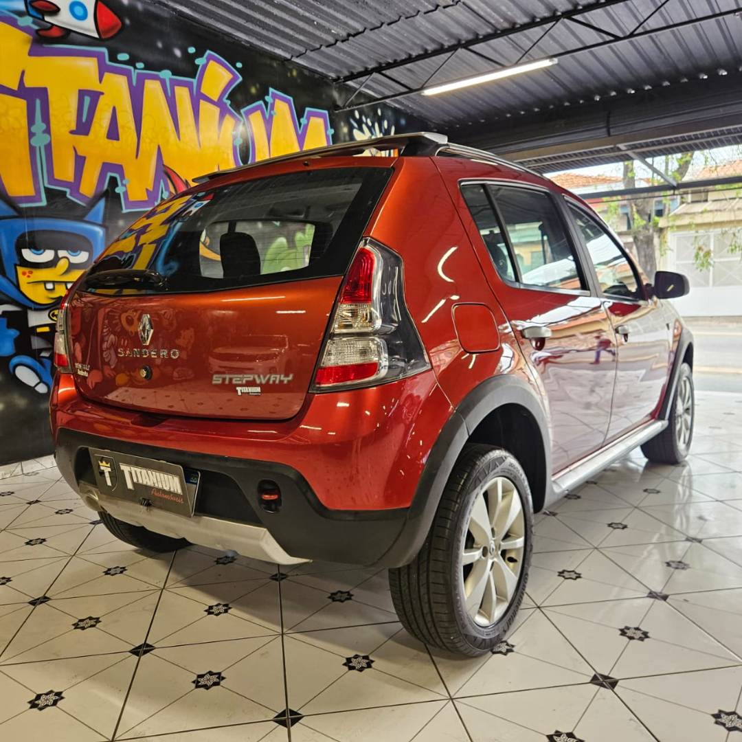 RENAULT SANDERO