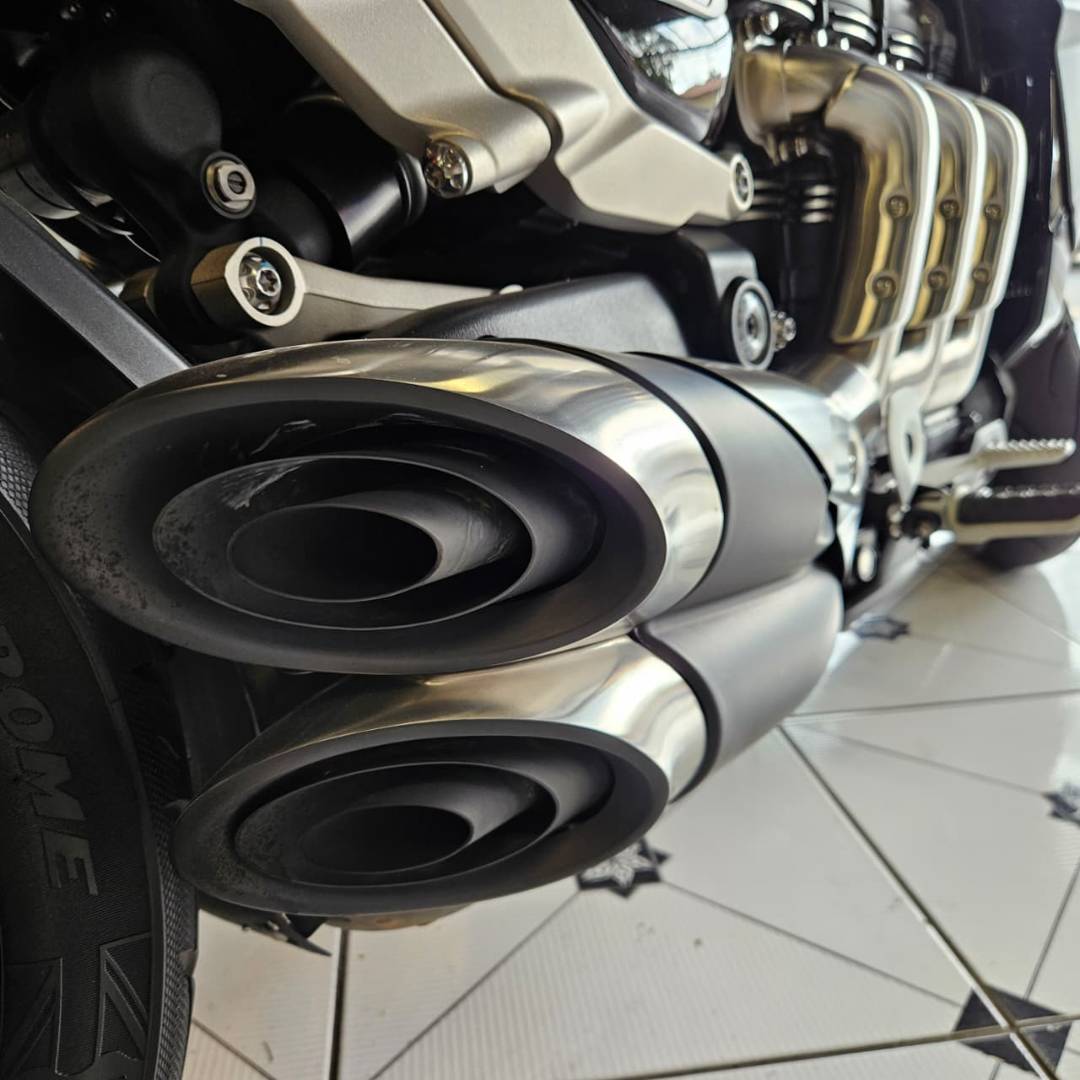 TRIUMPH ROCKET III R