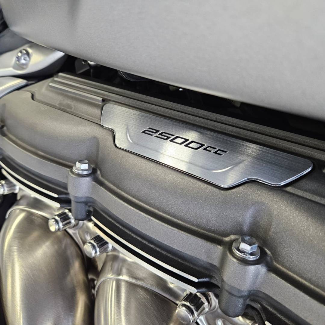 TRIUMPH ROCKET III R