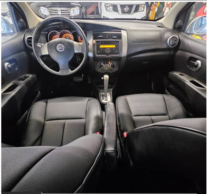 NISSAN GRAND LIVINA