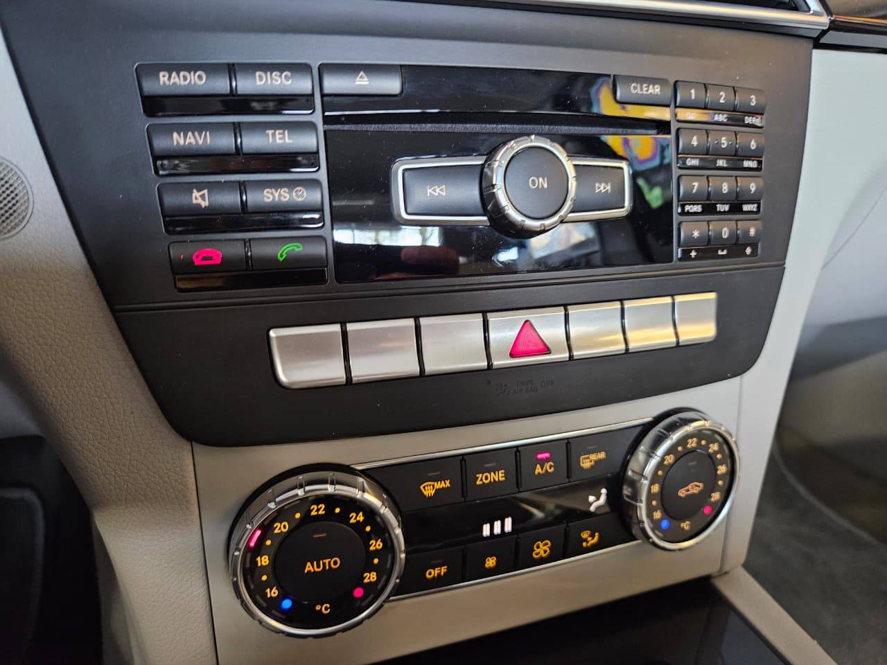 MERCEDES-BENZ C 180