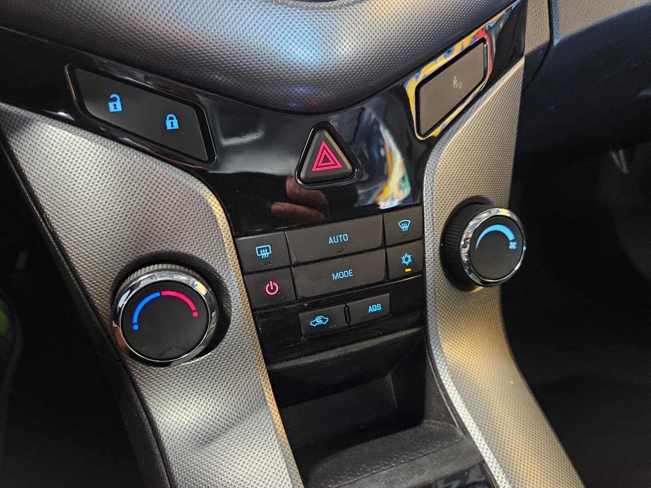 CHEVROLET CRUZE
