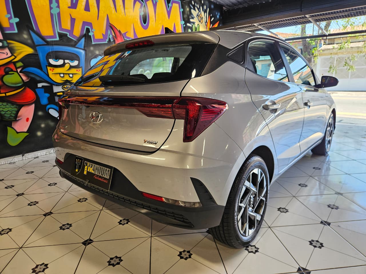 HYUNDAI HB20
