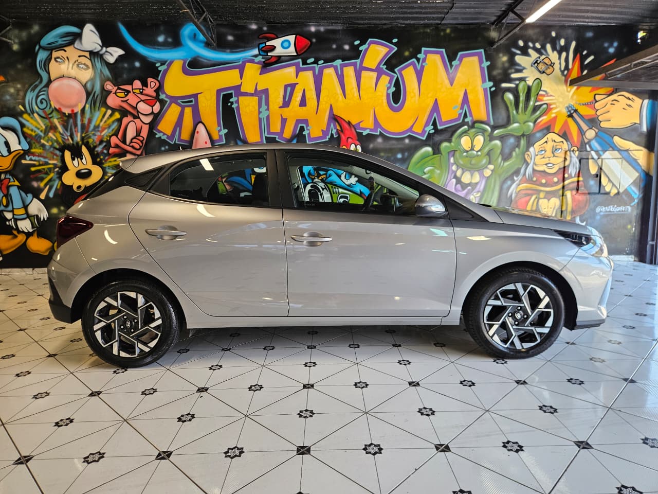HYUNDAI HB20