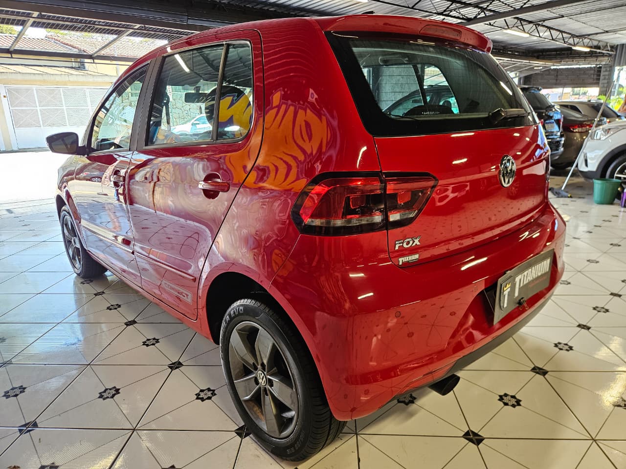 VOLKSWAGEN FOX