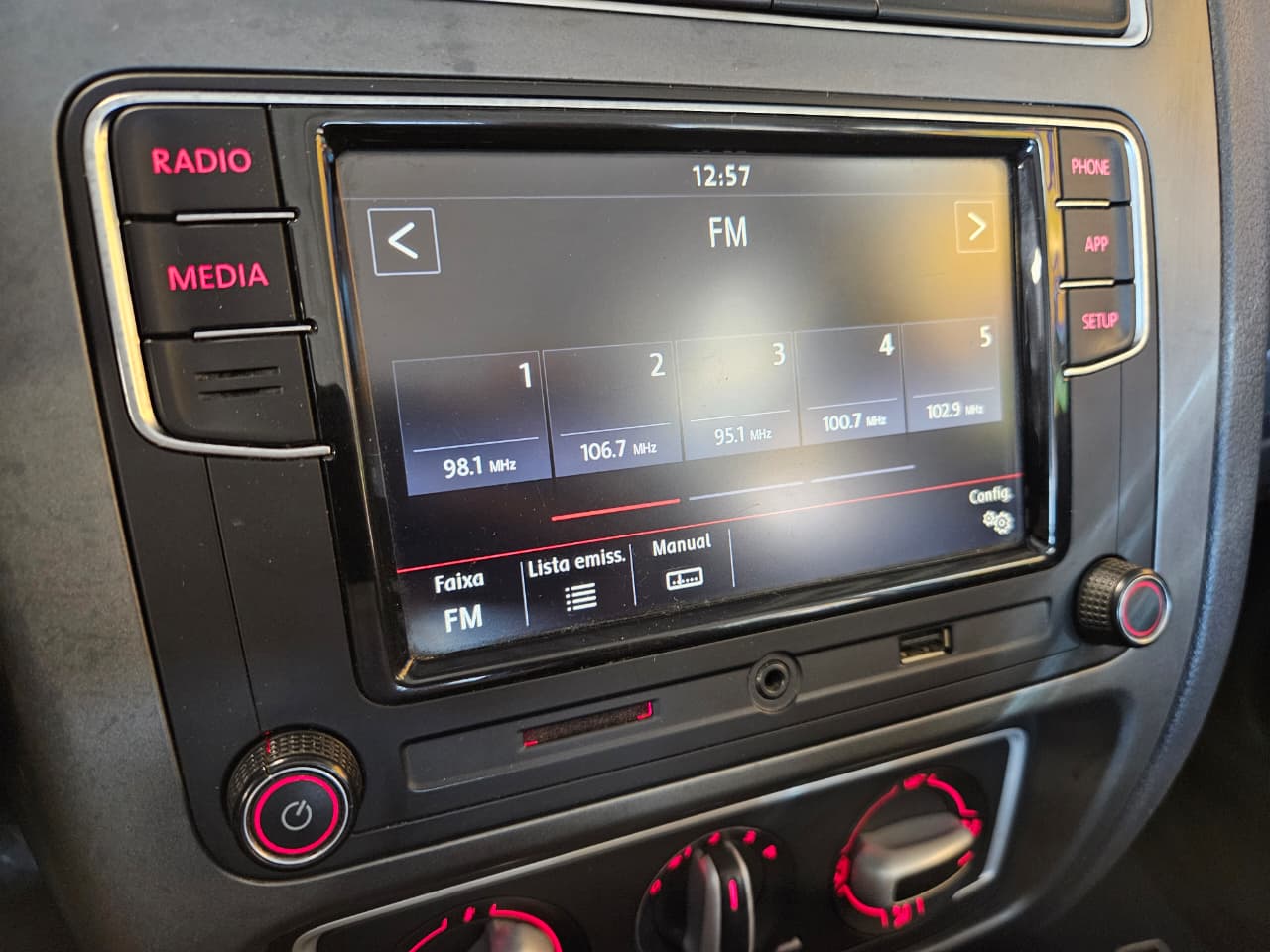 VOLKSWAGEN FOX