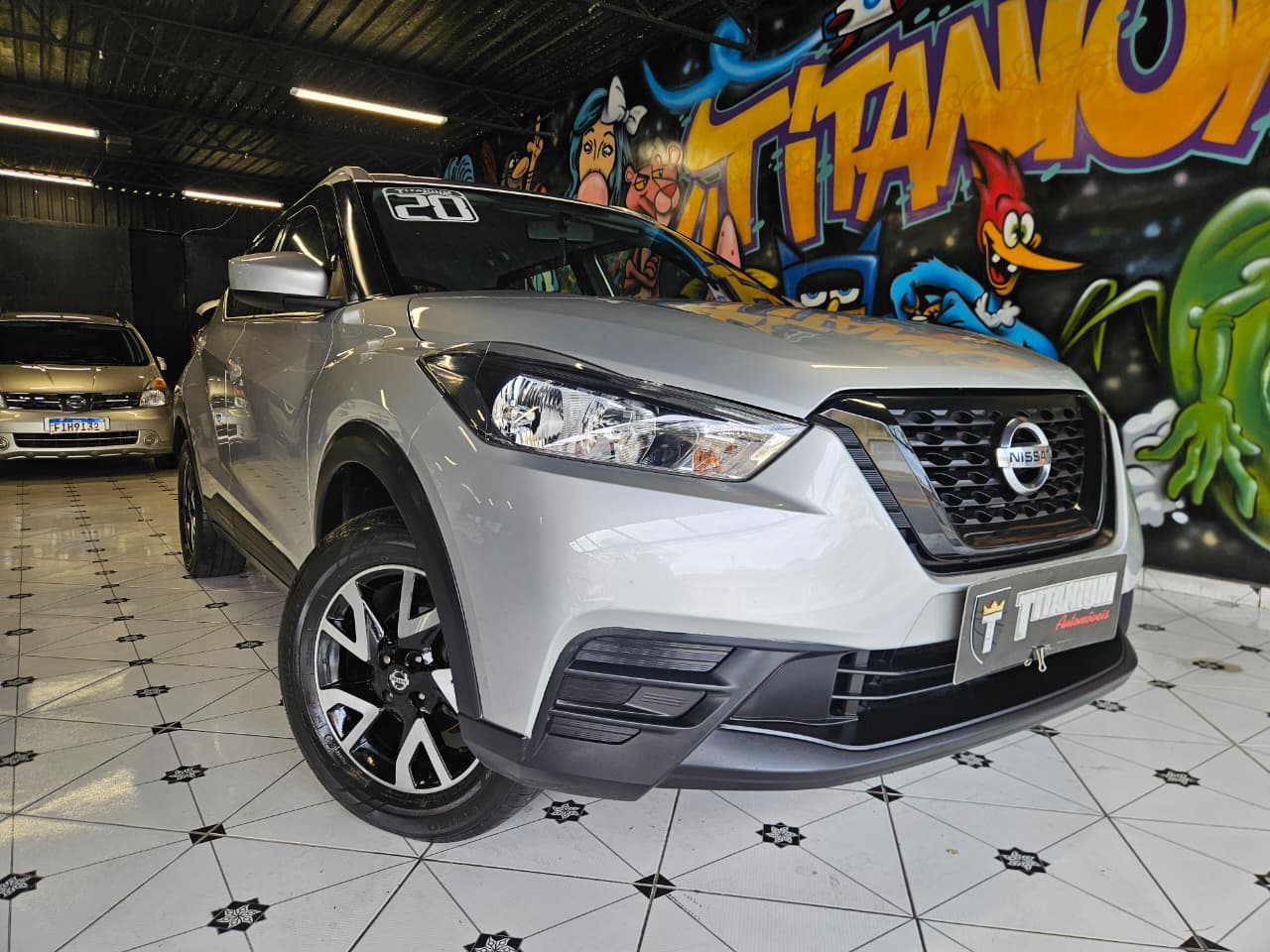 NISSAN KICKS