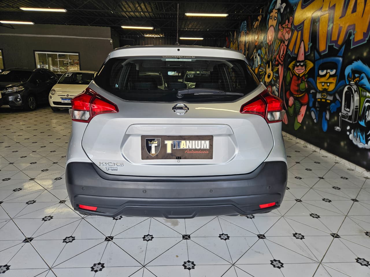 NISSAN KICKS