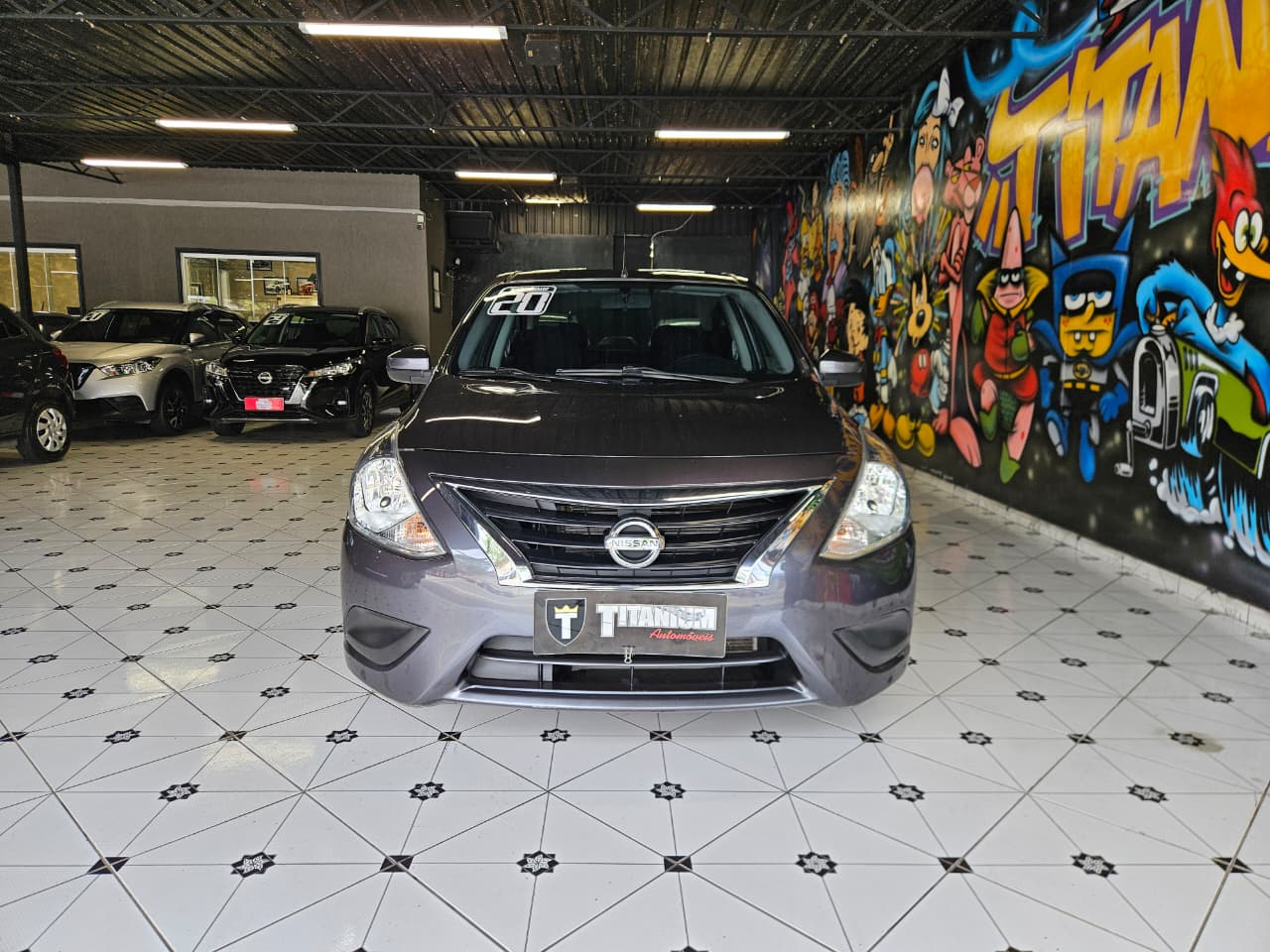 NISSAN VERSA