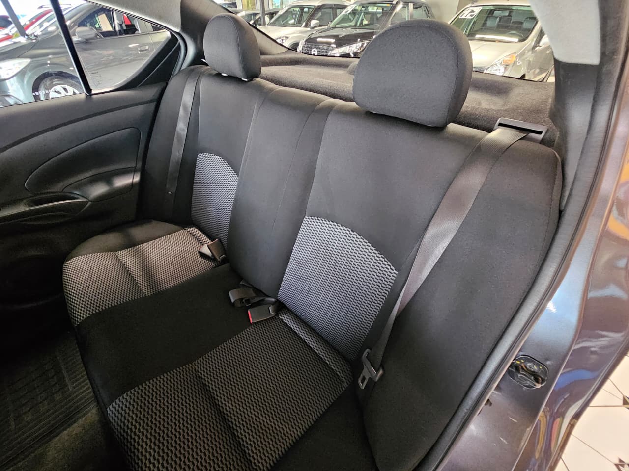 NISSAN VERSA