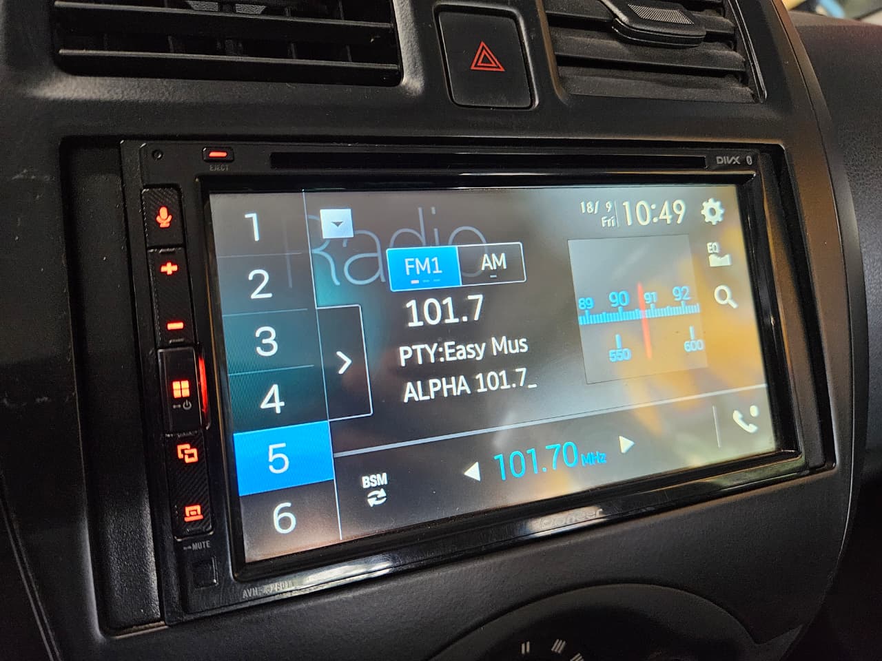 NISSAN VERSA